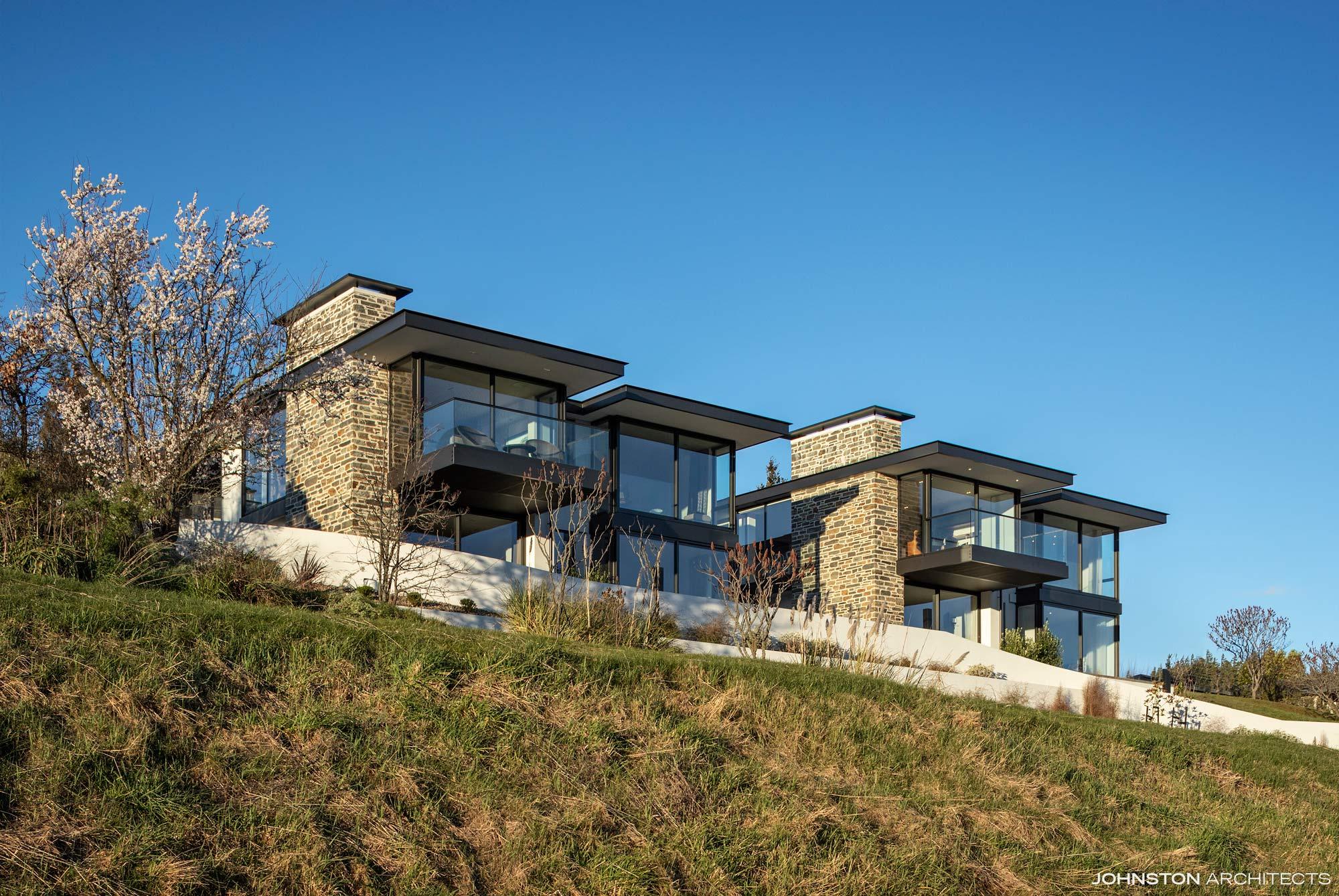 JA Lakeside Road Townhouses 002